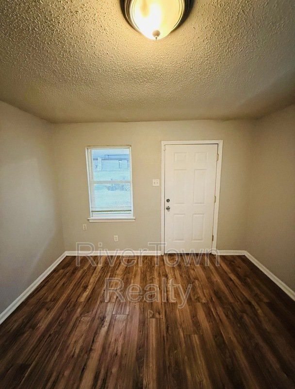 3046 Sinclair St property image