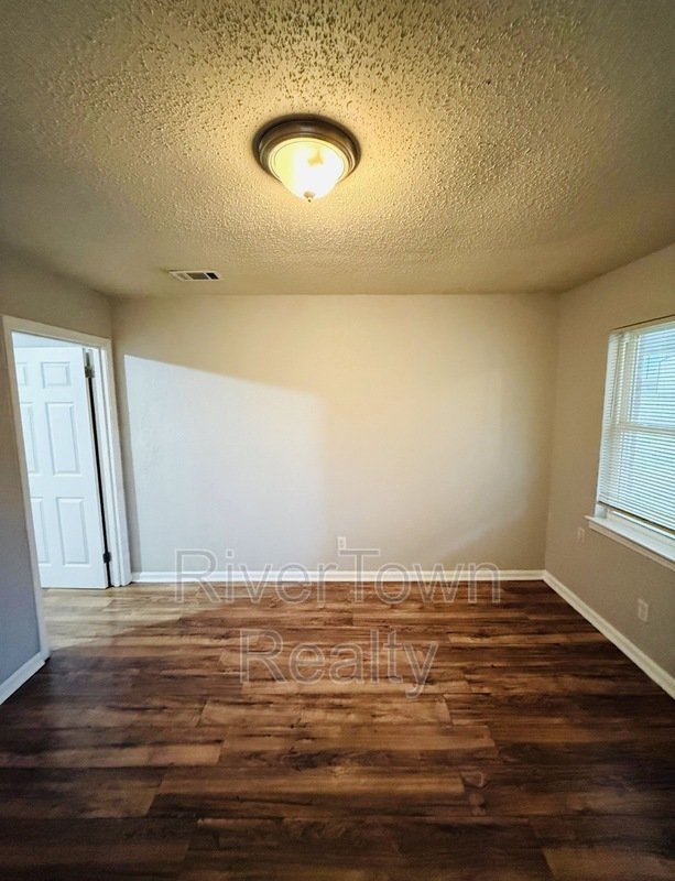 3046 Sinclair St property image