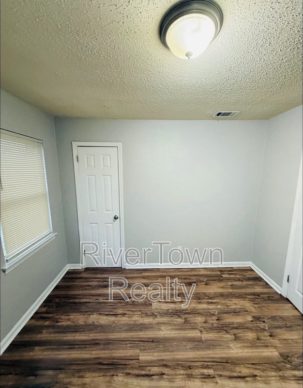 3046 Sinclair St property image