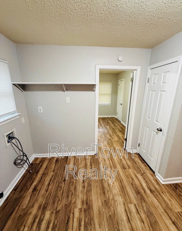 3046 Sinclair St property image