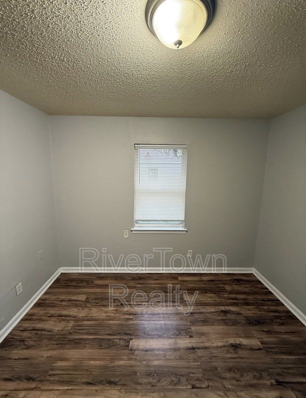 3046 Sinclair St property image