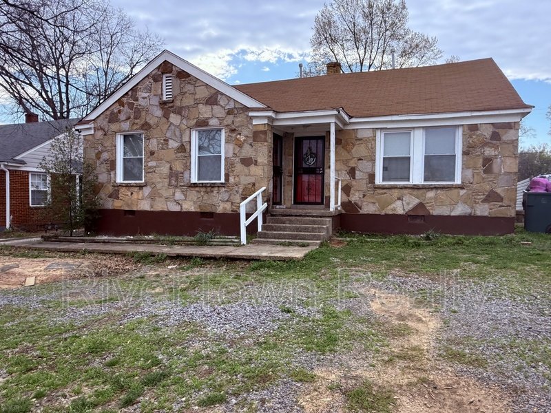 Beautifully Renovated Duplex property image
