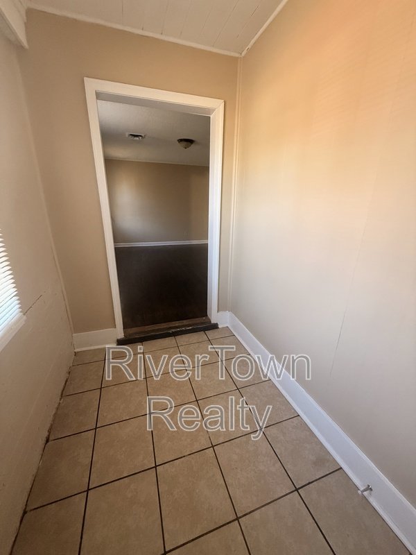 Great Schools- LARGE BACKYARD property image