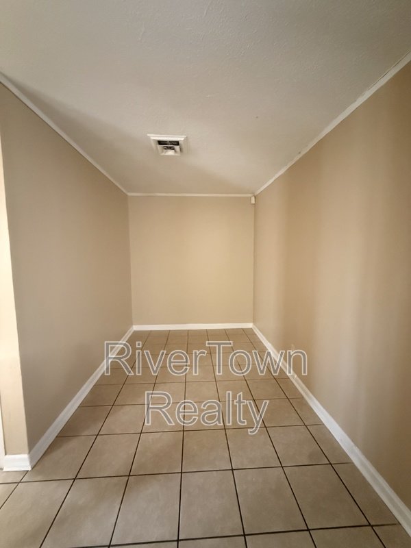 Great Schools- LARGE BACKYARD property image