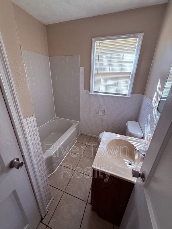 Great Schools- LARGE BACKYARD property image