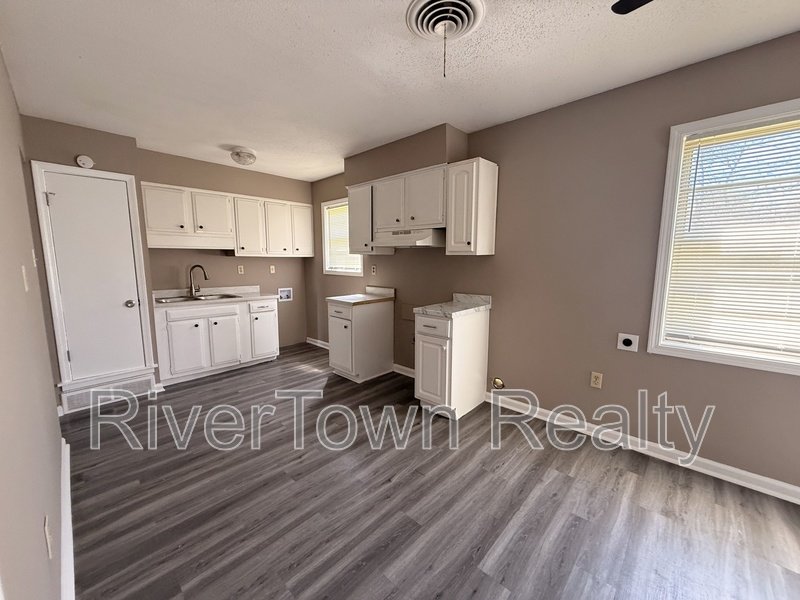 348 Bonnell Ave property image