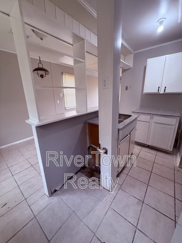 3300 Baskin St property image