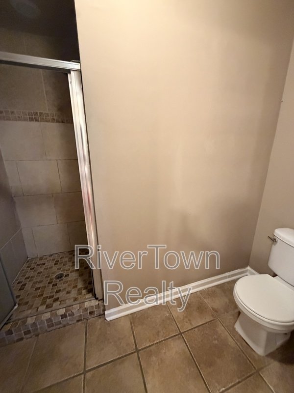 Come And See This Spacious Home!! property image