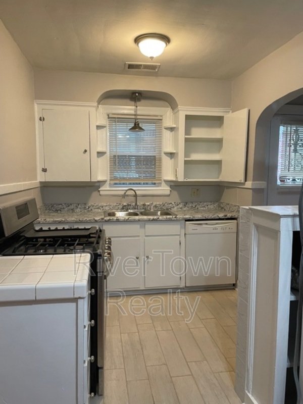 3334 Southern Ave property image