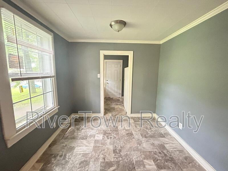 GREAT SMALL HOME READY NOW! property image