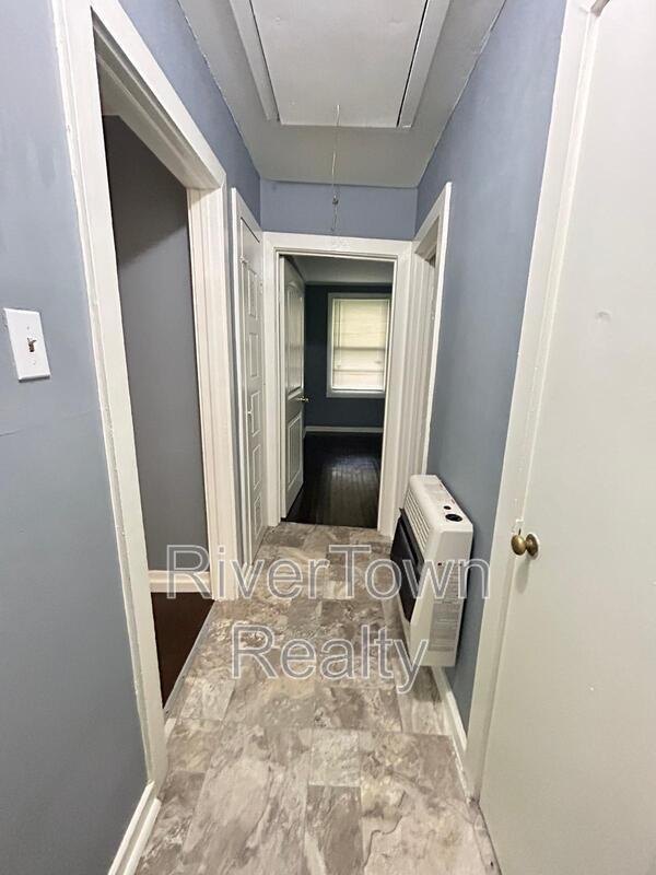 GREAT SMALL HOME READY NOW! property image