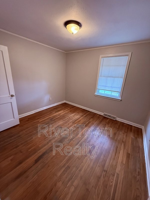 QUIET NEIGHBORHOOD property image