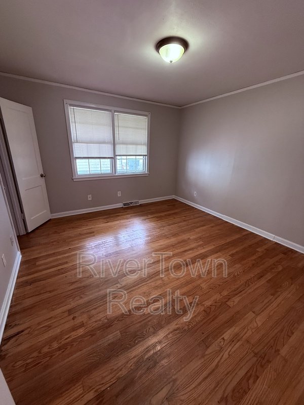 QUIET NEIGHBORHOOD property image