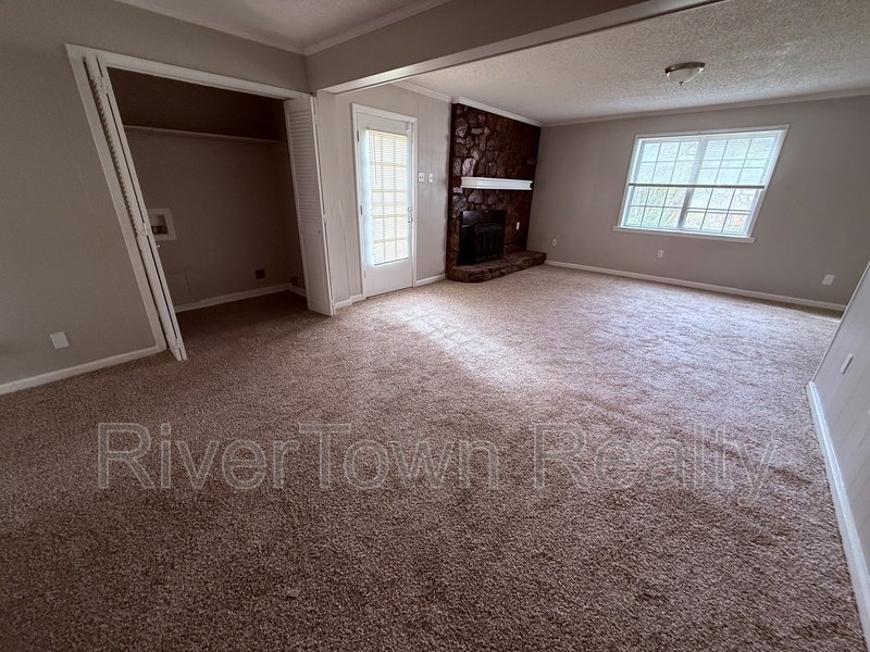 3113 Wickham Dr property image