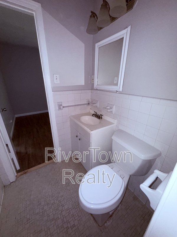 3113 Wickham Dr property image