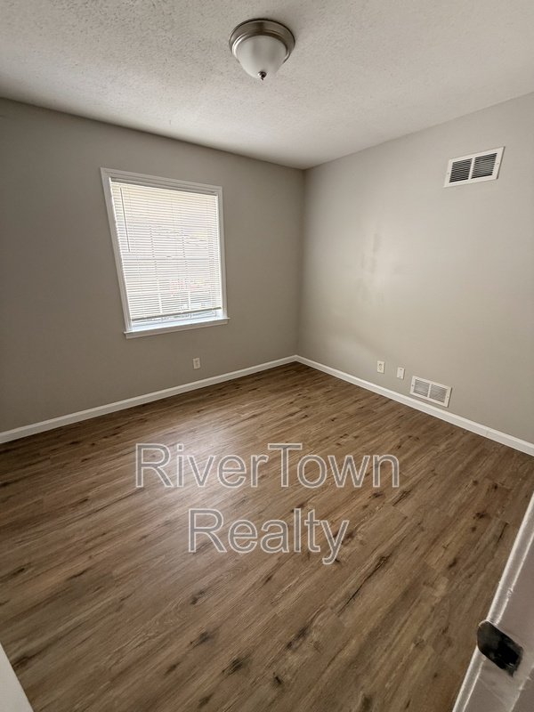 3113 Wickham Dr property image