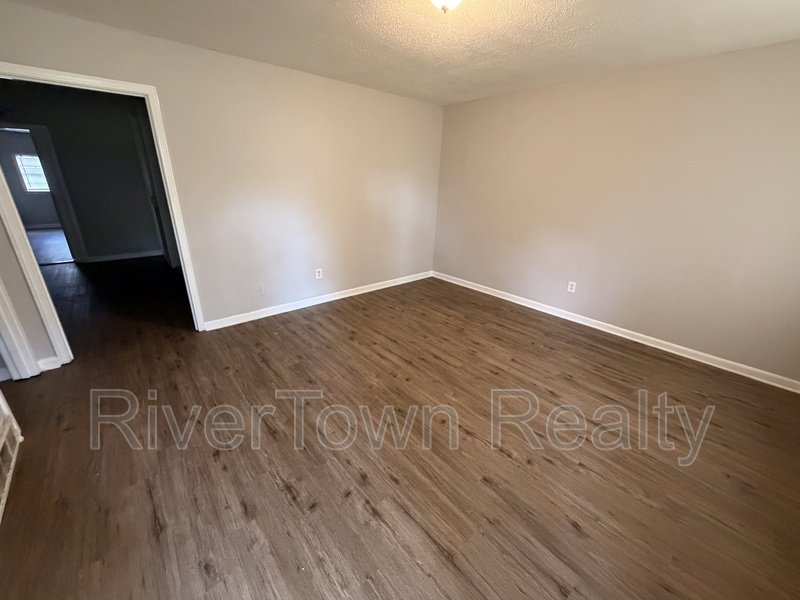 1424 Ticonderoga Dr property image