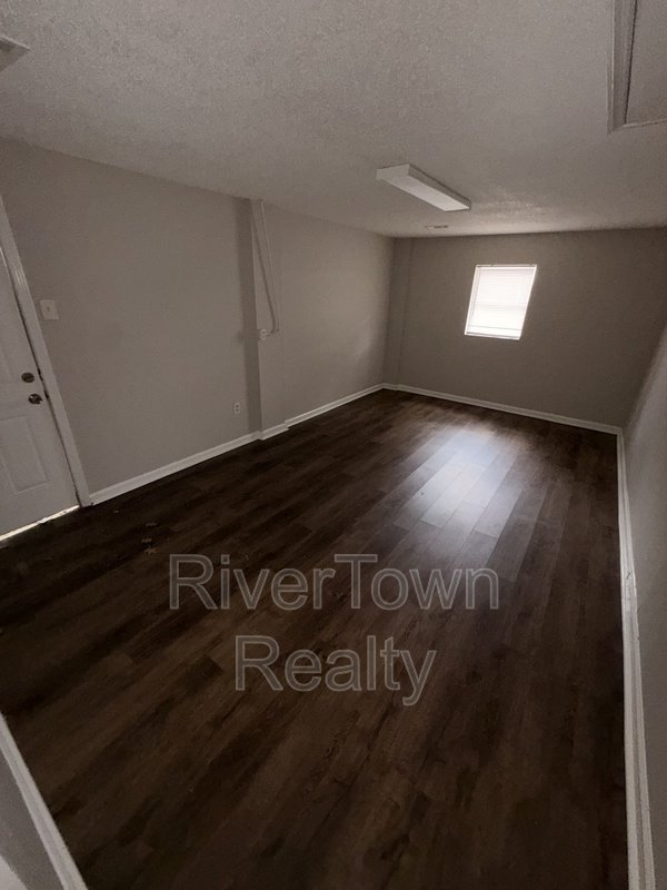 1424 Ticonderoga Dr property image