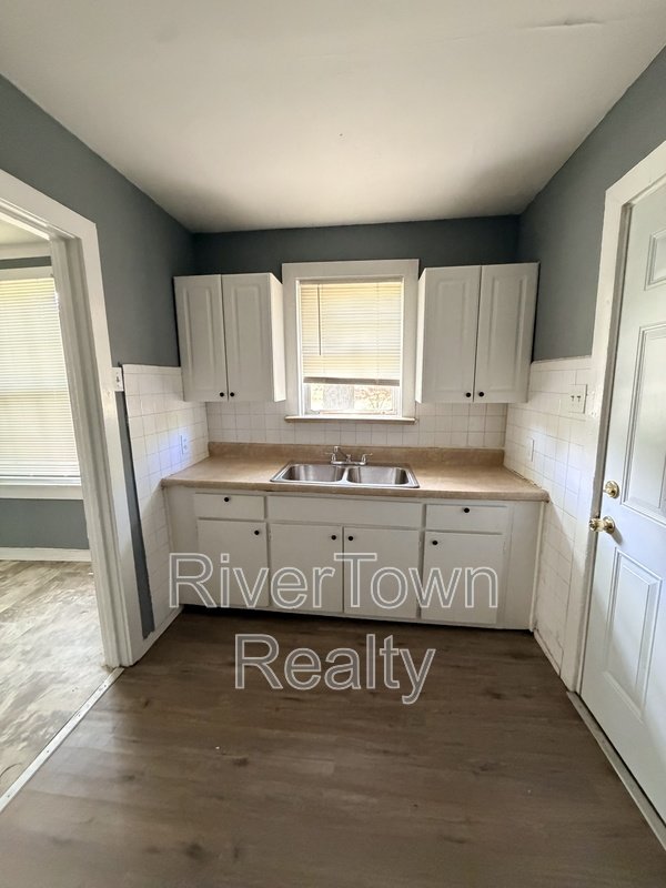 GREAT SMALL HOME READY NOW! property image