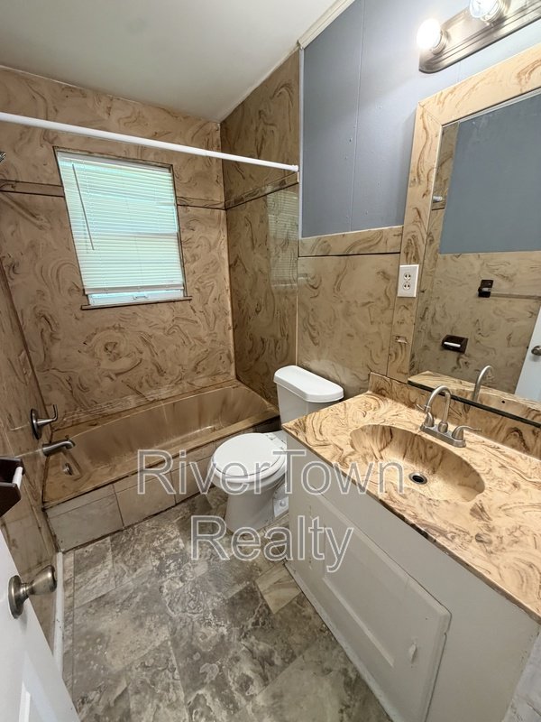 GREAT SMALL HOME READY NOW! property image