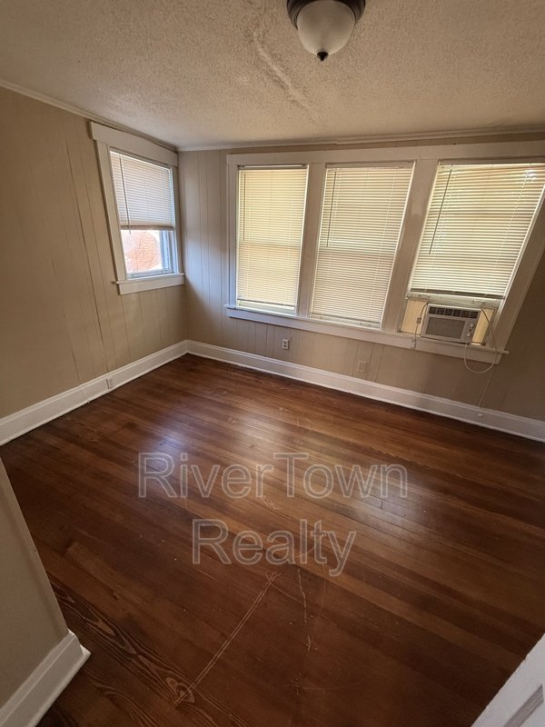 2 Story Home- HIDDEN GEM property image