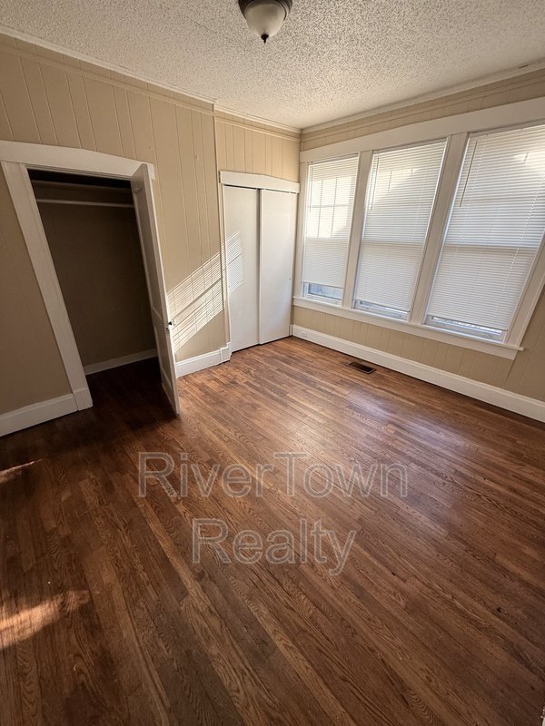 2 Story Home- HIDDEN GEM property image