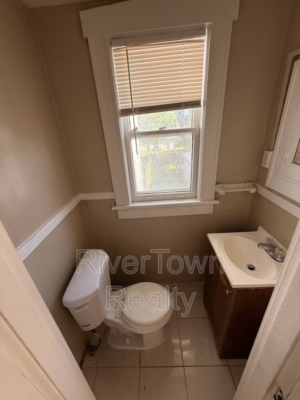 2 Story Home- HIDDEN GEM property image