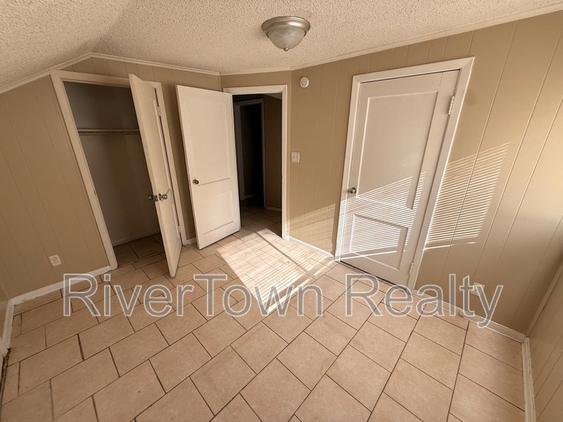 2 Story Home- HIDDEN GEM property image