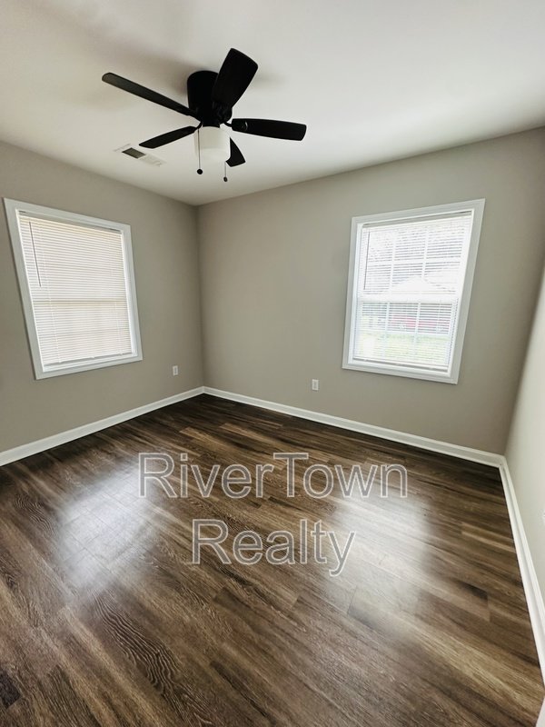 SECTION 8 FRIENDLY- READY NOW property image