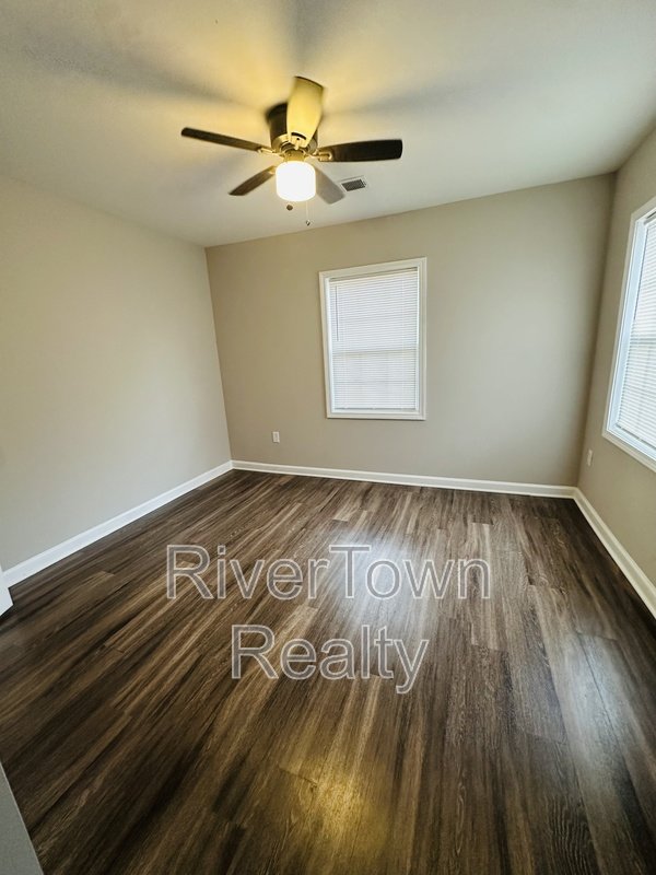 SECTION 8 FRIENDLY- READY NOW property image