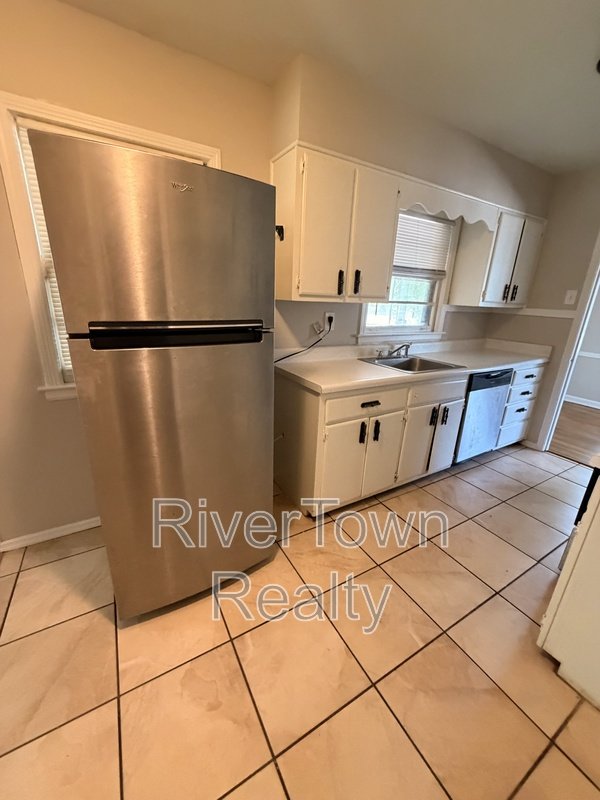 4672 Willow Rd property image