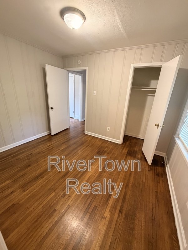 4672 Willow Rd property image