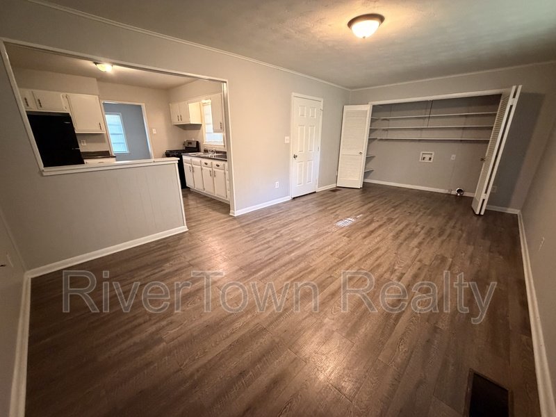 Property NEWLY RENOVATED! property image