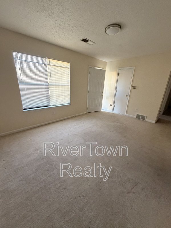 Bright 3BR / 2BA Home in Raleigh ? Natural Lighting property image
