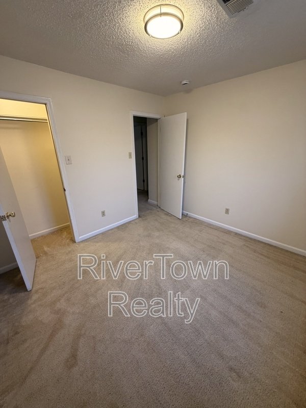 Bright 3BR / 2BA Home in Raleigh ? Natural Lighting property image