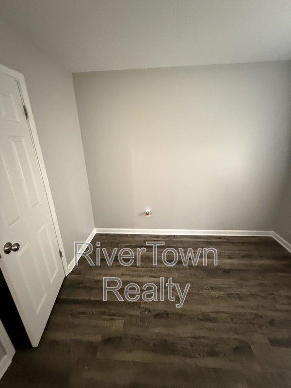 Modern, Pet-Friendly Home with Spacious Living & Prime Location! property image