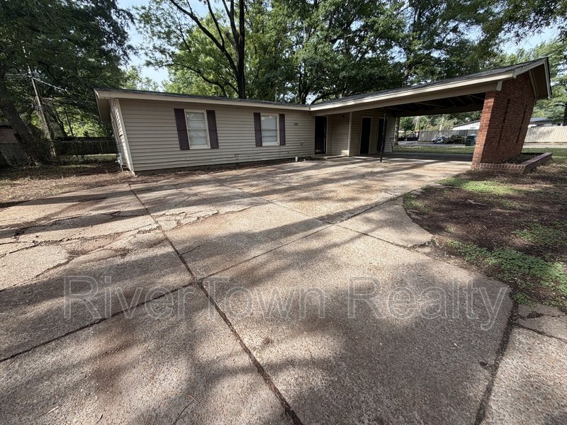 4825 Bridgedale Ave property image