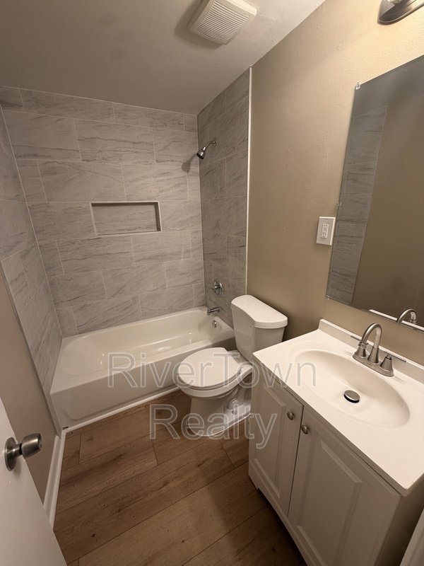 4825 Bridgedale Ave property image