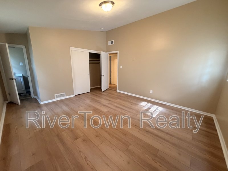 4825 Bridgedale Ave property image