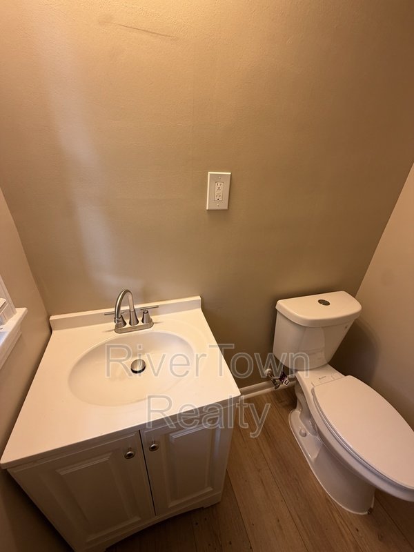 4825 Bridgedale Ave property image