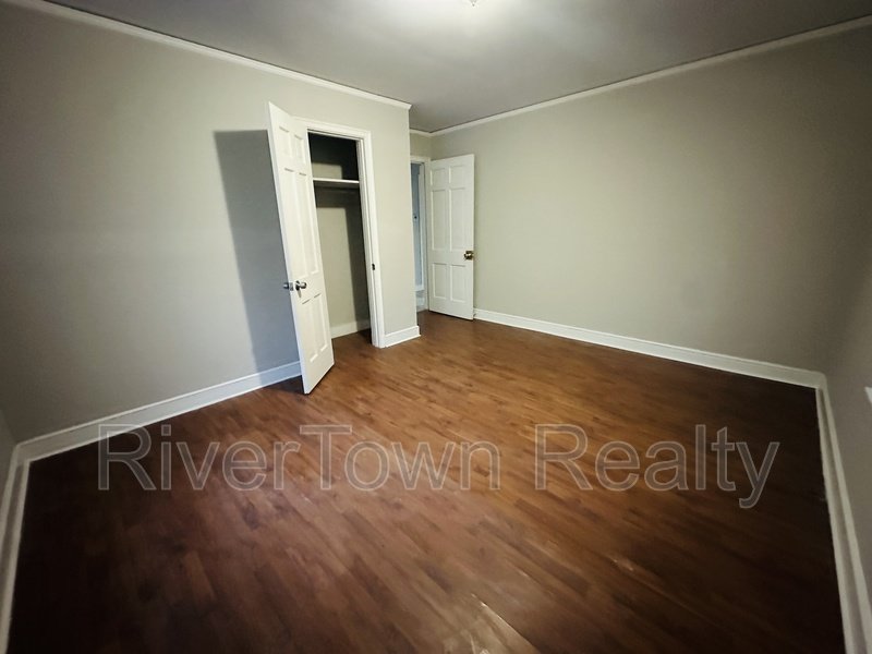 AVAILABLE NOW!! property image