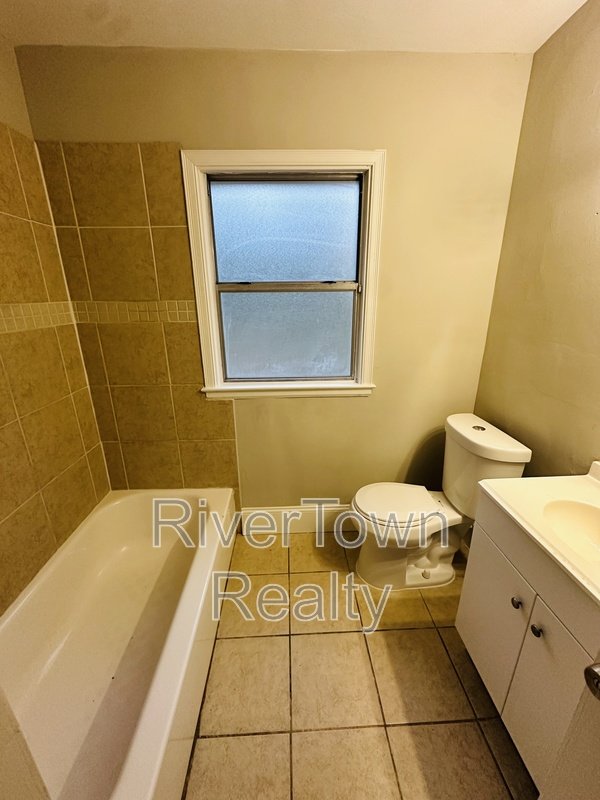 AVAILABLE NOW!! property image