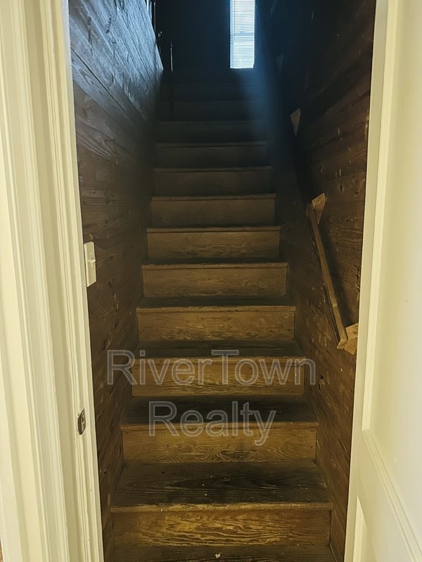AVAILABLE NOW!! property image