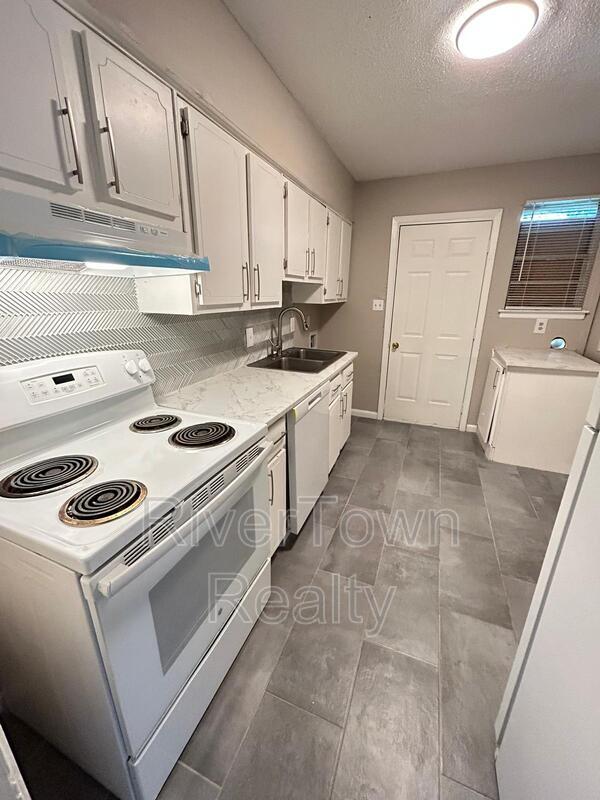 1176 Railton Rd property image