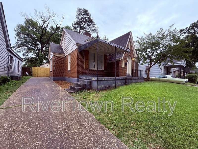 1026 Stonewall St property image