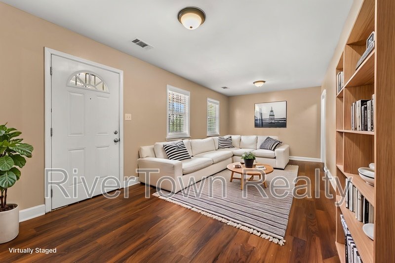 Charming 3-Bedroom/2 Bathr Home in Memphis on a Spacious Half-Acre Lot property image