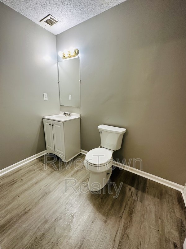 READY TO MOVE IN property image
