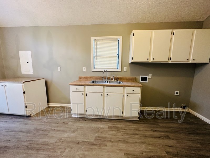READY TO MOVE IN property image