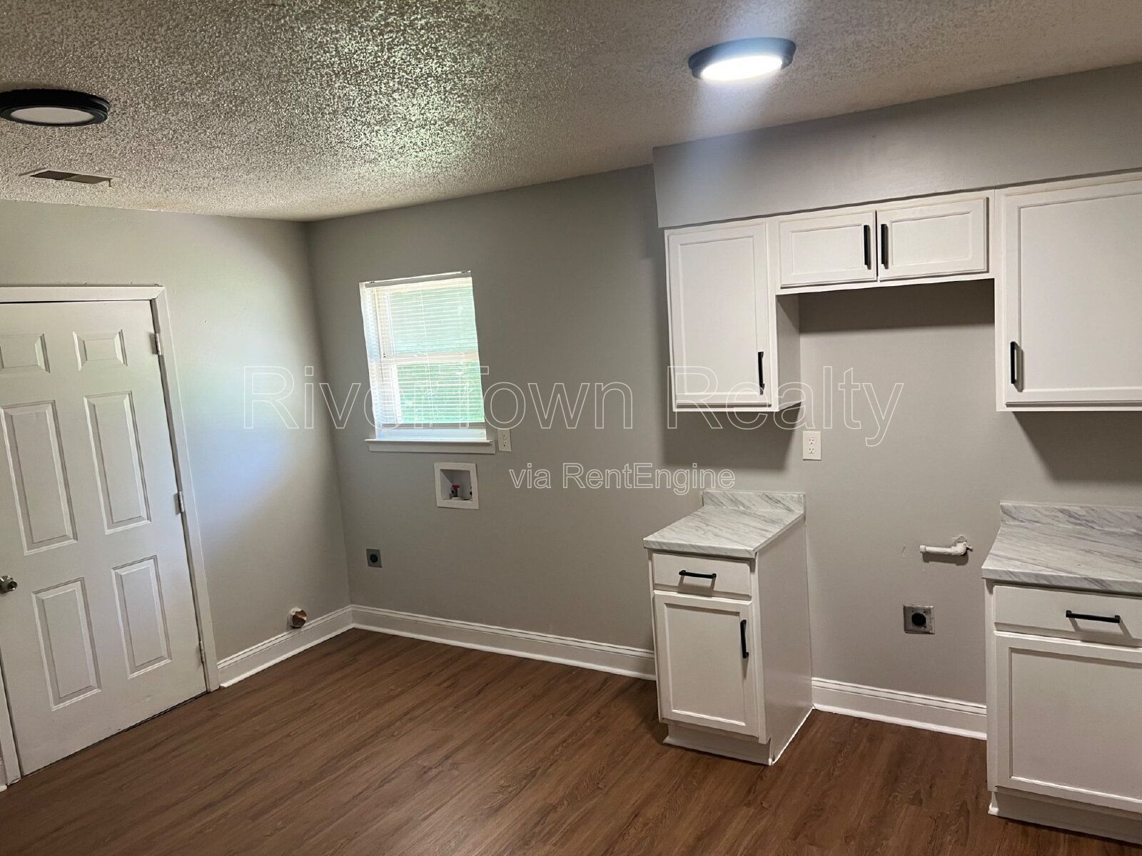 Spacious 3-Bedroom, 1-Bath Private Home – Section 8 Welcome! property image