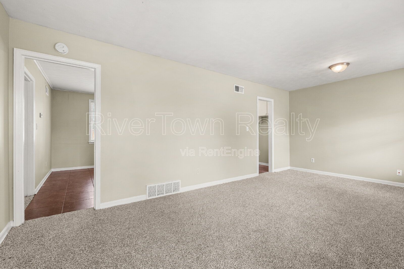 Charming Memphis Home with Gleaming Hardwood Floors - 3 Beds, 1 Bath! property image